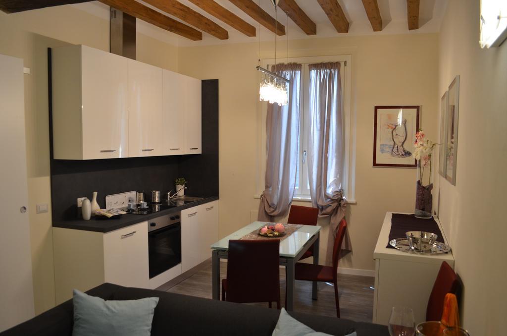 Heart Of Parma Appartement Kamer foto